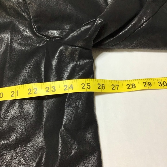 Nasty Gal Black Faux Leather Oversized Blazer - Picture 9 of 9